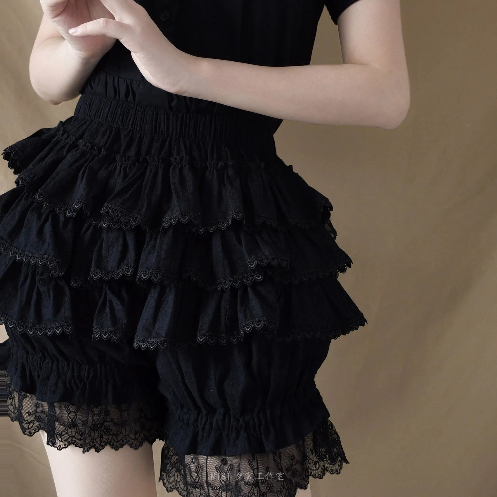 Alice Ruffle Bloomers with Bunny Lace