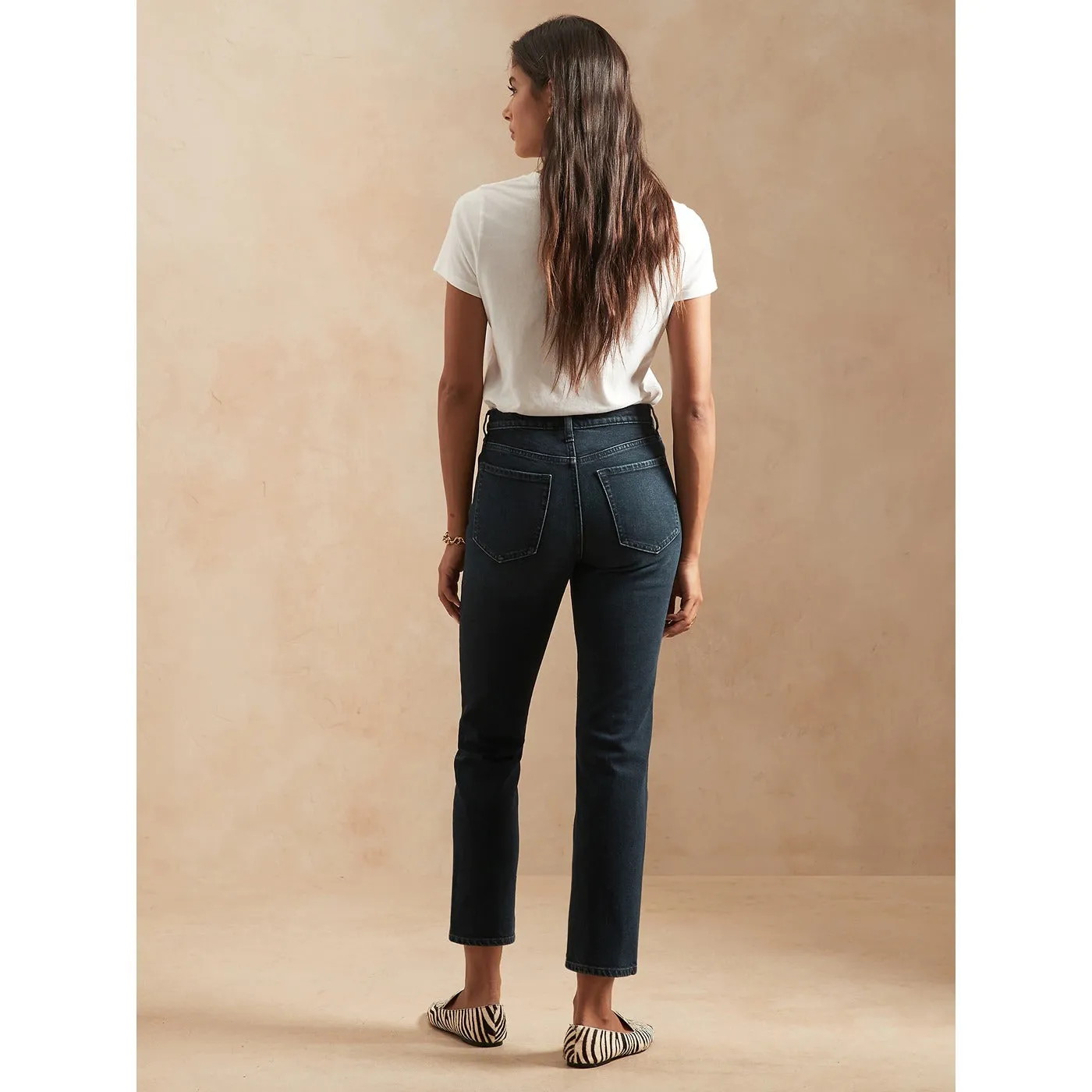 BR Dark Straight Ankle Jeans