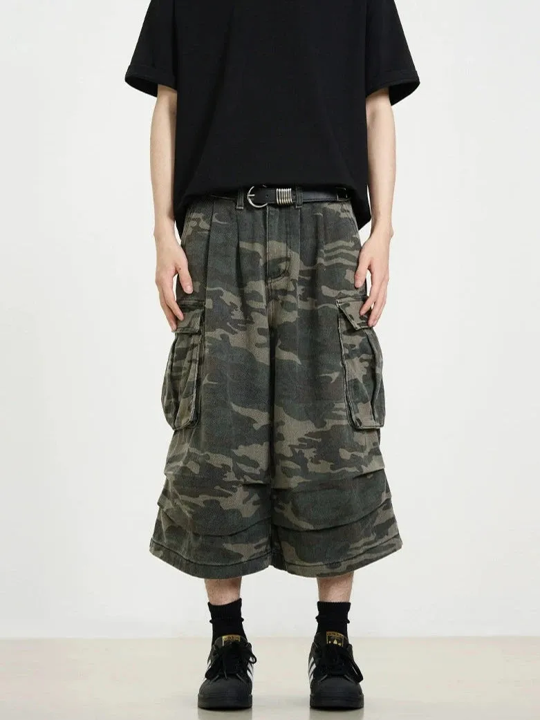 Camouflage Flare Cargo Capri Shorts