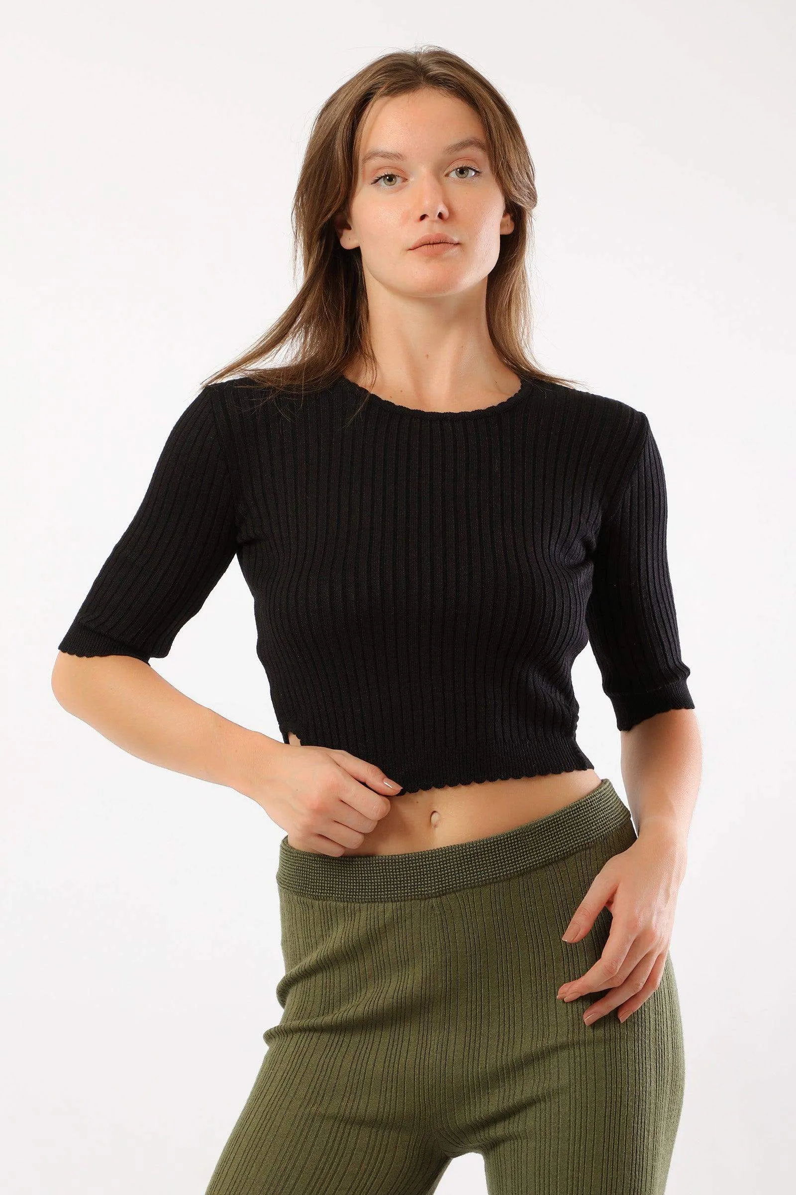 Cropped Ribbed Pullover