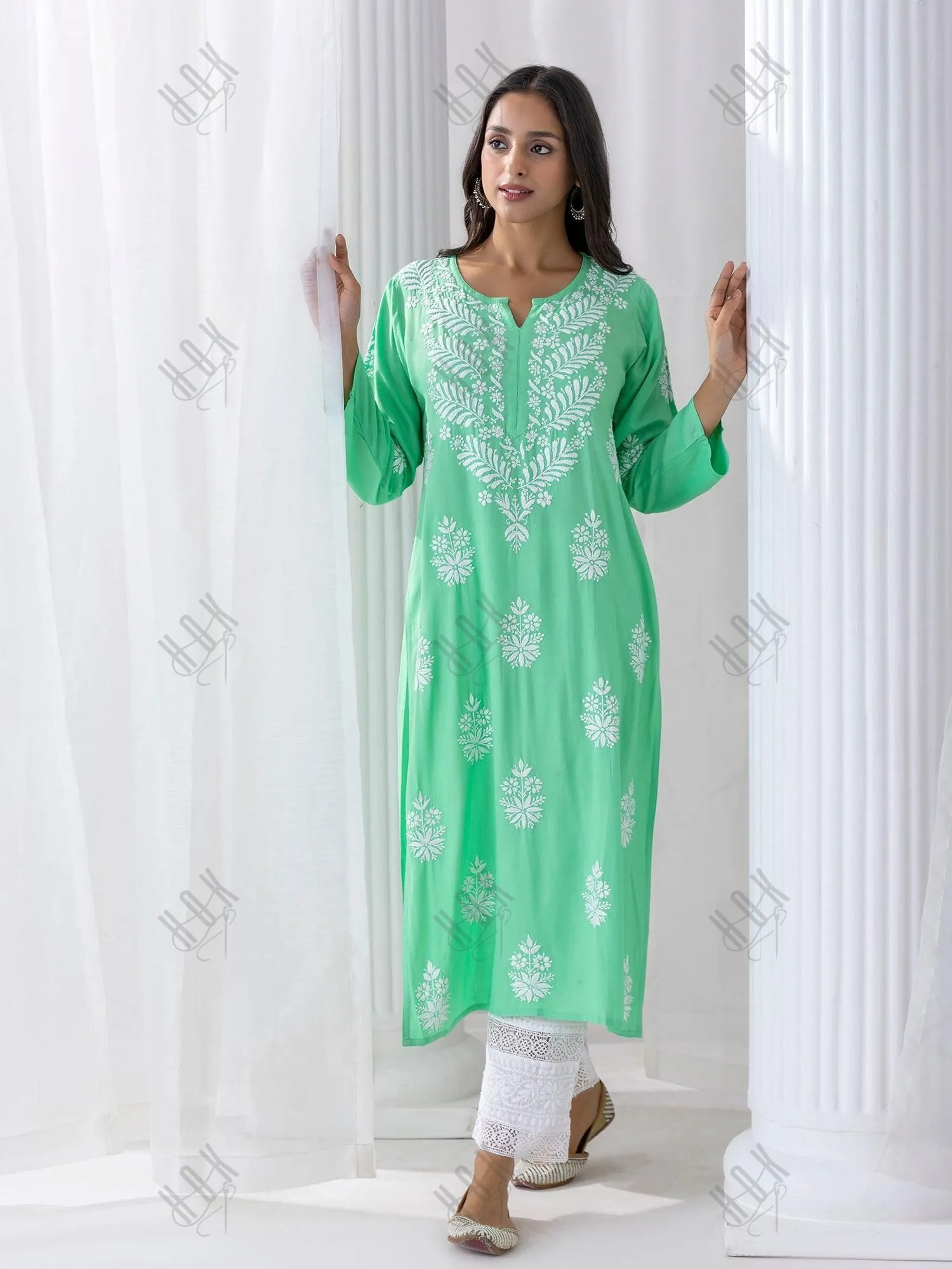 Fizaa chikankari Kurta in Sea Green