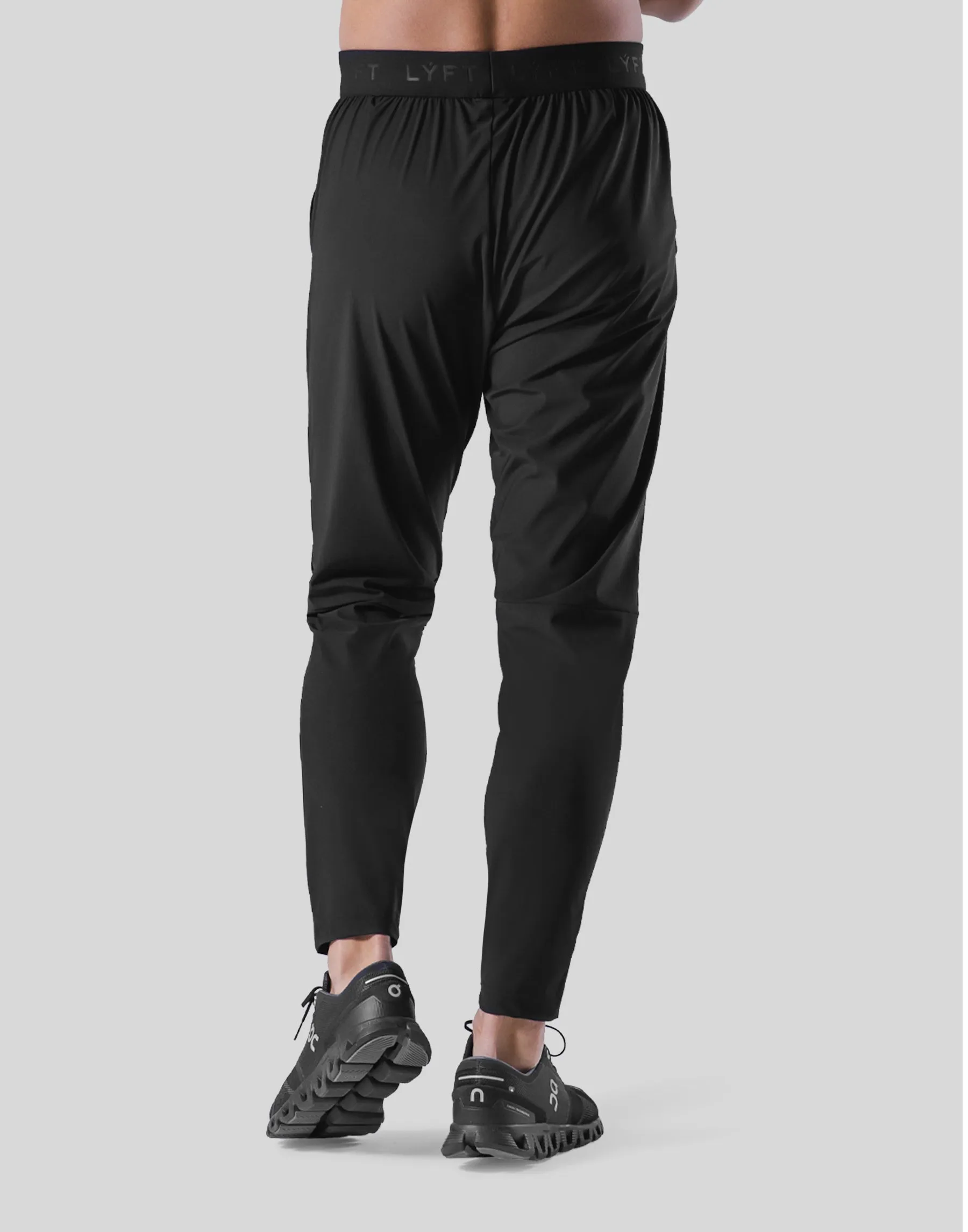 GÝM Stretch Tapered Pants - Black