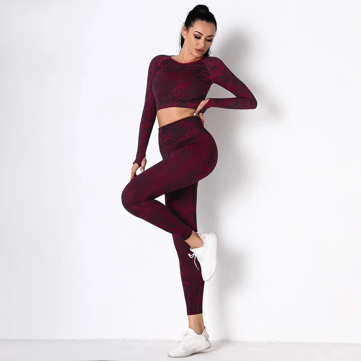 Women's Camo Jacquard Yoga Set - Long Sleeve Top & Leggings