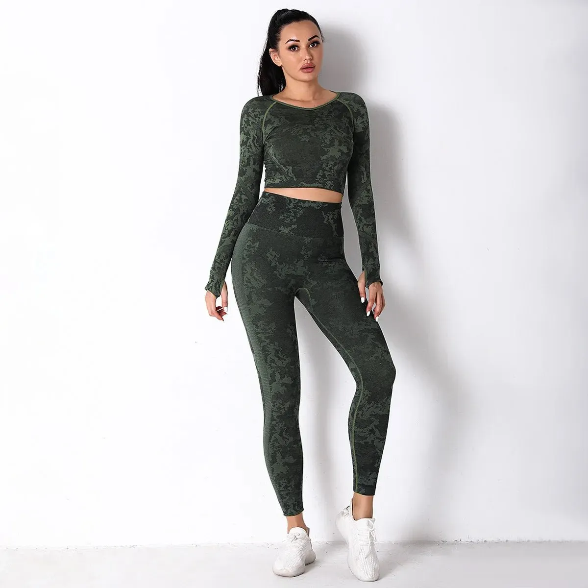 Women's Camo Jacquard Yoga Set - Long Sleeve Top & Leggings