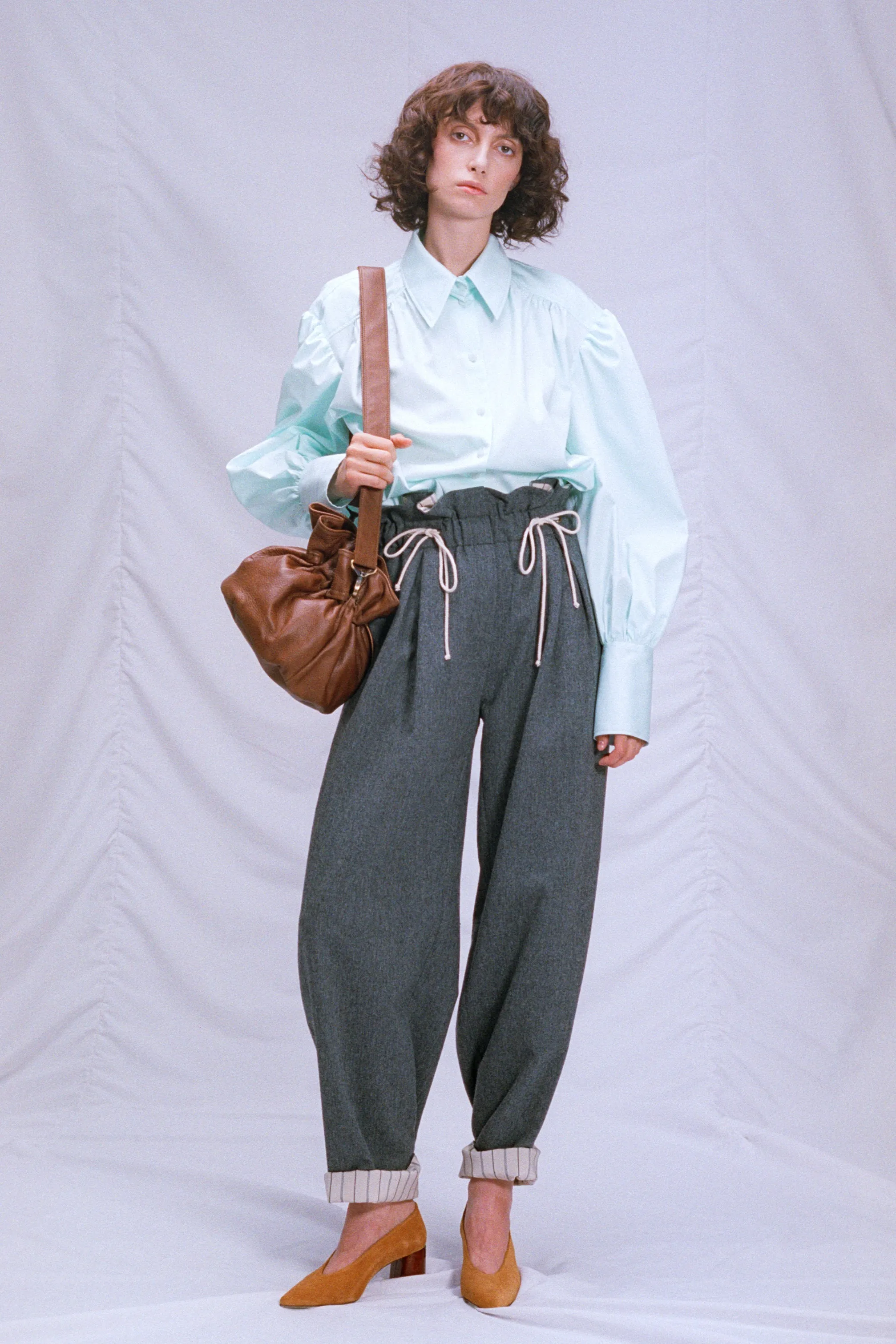 Woolen pants with drawstrings